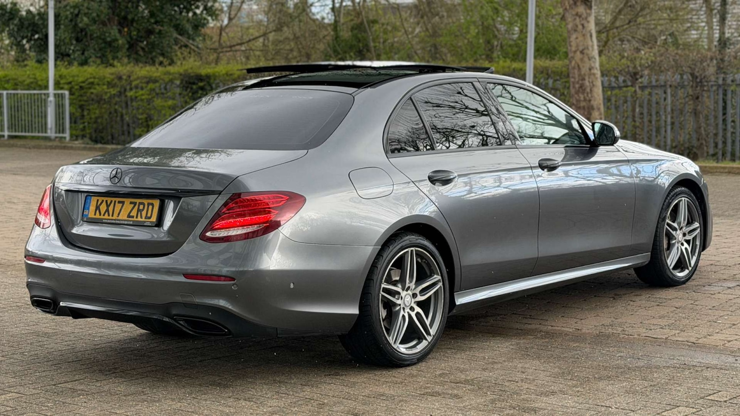 Used Mercedes-Benz E Class 2017 for sale - 78016404: Photo 11