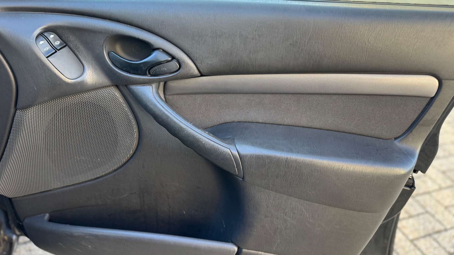 Used Ford Focus 2004 for sale - 76601781: Photo 18