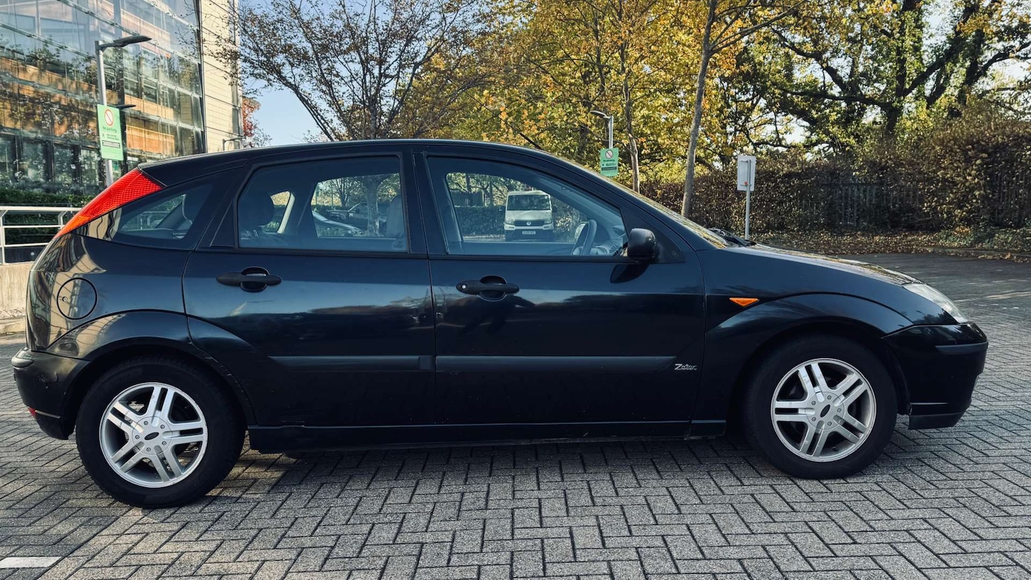 Used Ford Focus 2004 for sale - 76601781: Photo 20