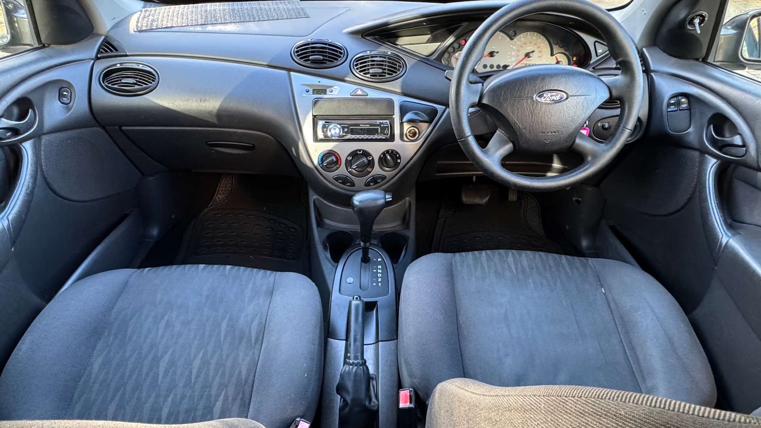 Used Ford Focus 2004 for sale - 76601781: Photo 7