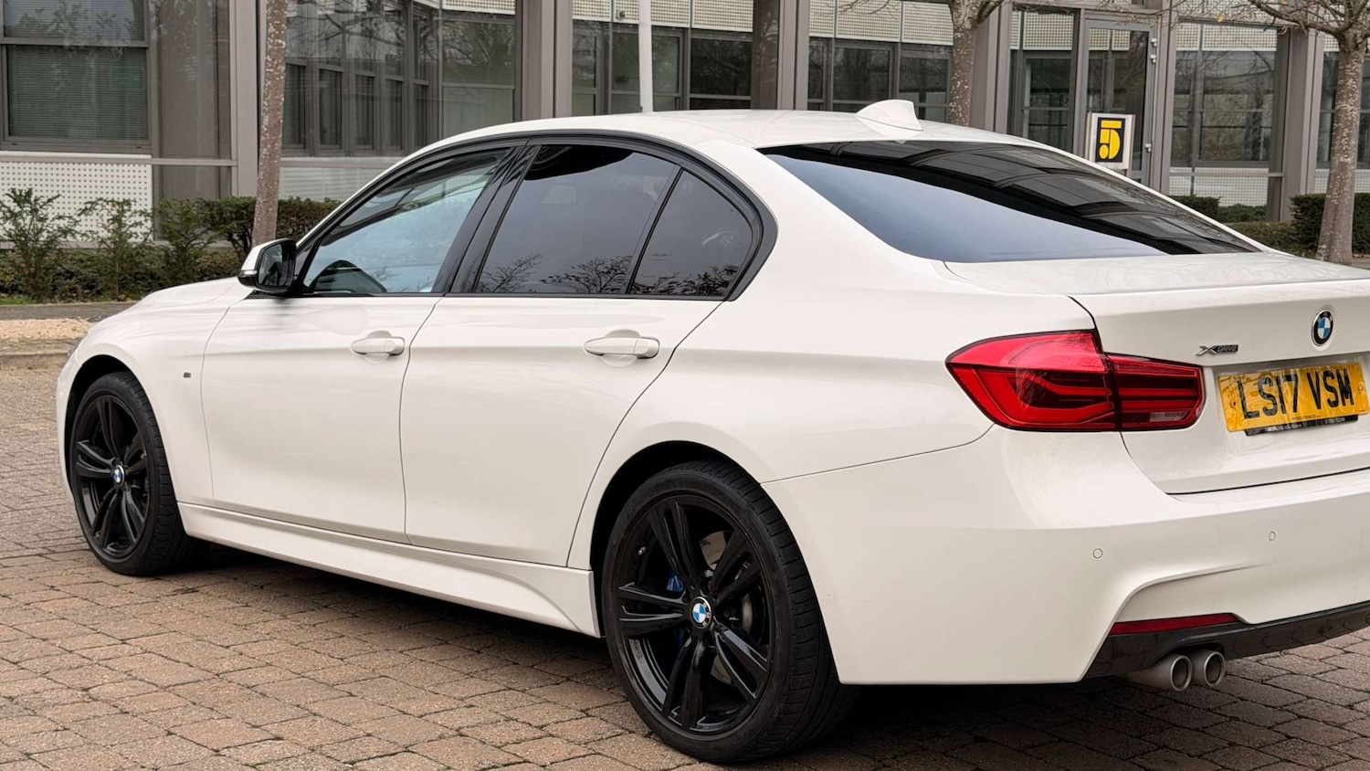 Used BMW 3 Series 2017 for sale - 76595815: Photo 28