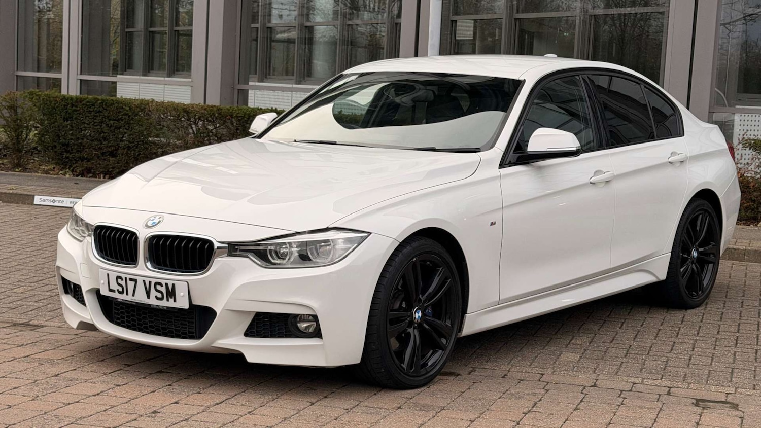 Used BMW 3 Series 2017 for sale - 76595815: Photo 32