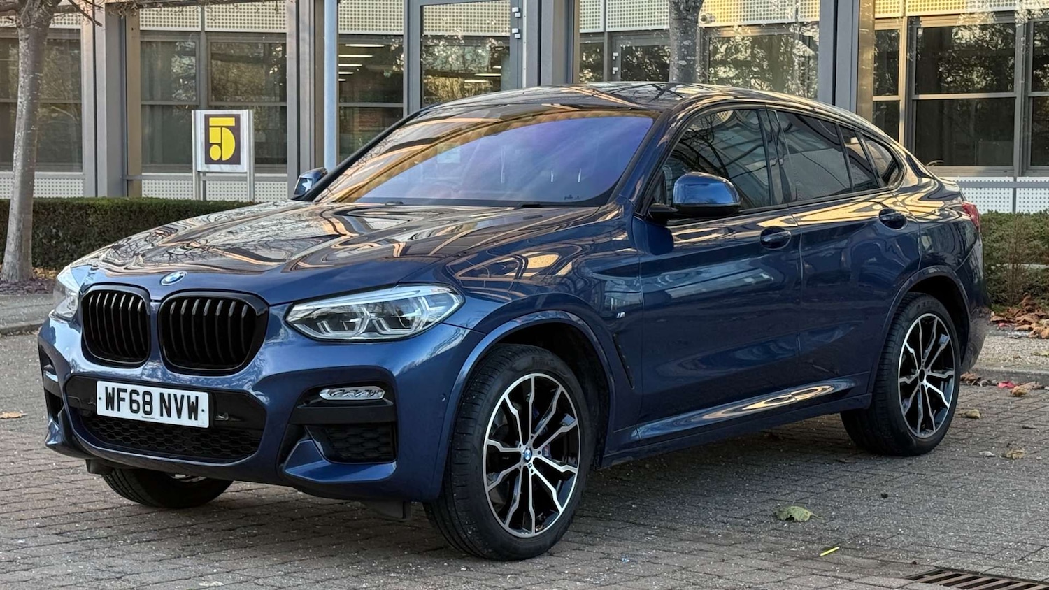 Used BMW X4 2018 for sale - 76656455: Photo 3