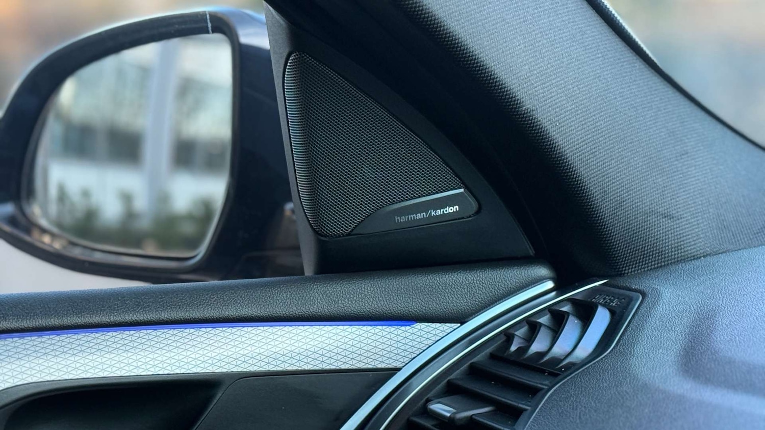 Used BMW X4 2018 for sale - 76656455: Photo 40