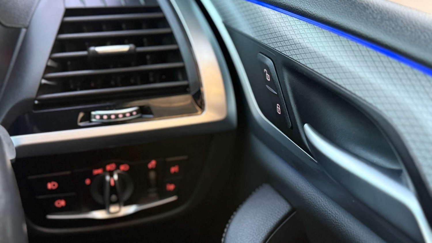 Used BMW X4 2018 for sale - 76656455: Photo 42