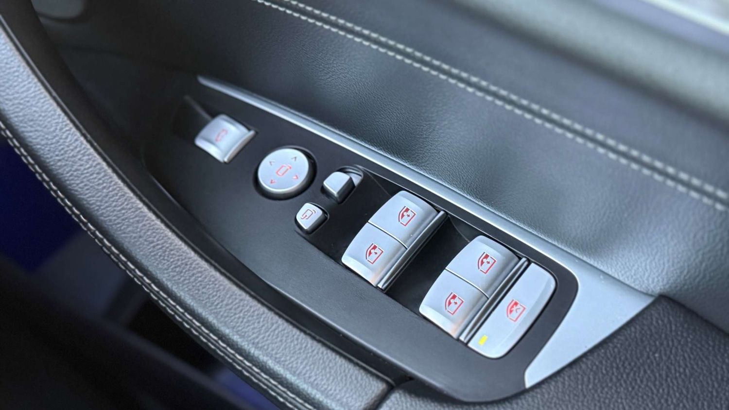 Used BMW X4 2018 for sale - 76656455: Photo 43