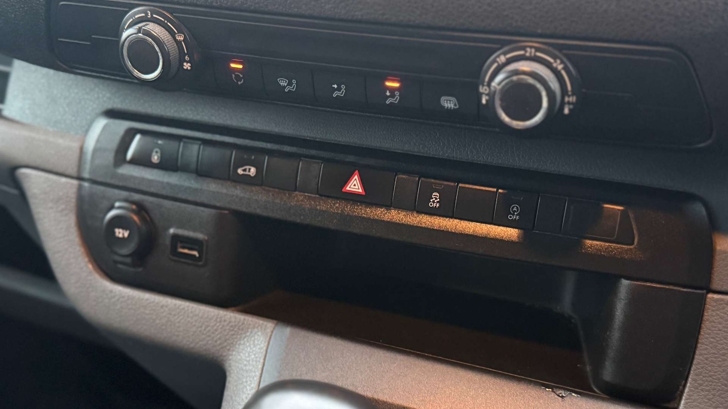 Used Peugeot Expert 2020 for sale - 77694627: Photo 17