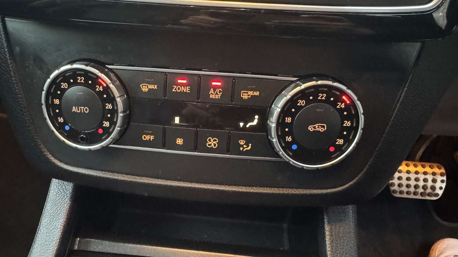 Used Mercedes-Benz GLE 2017 for sale - 76569729: Photo 18