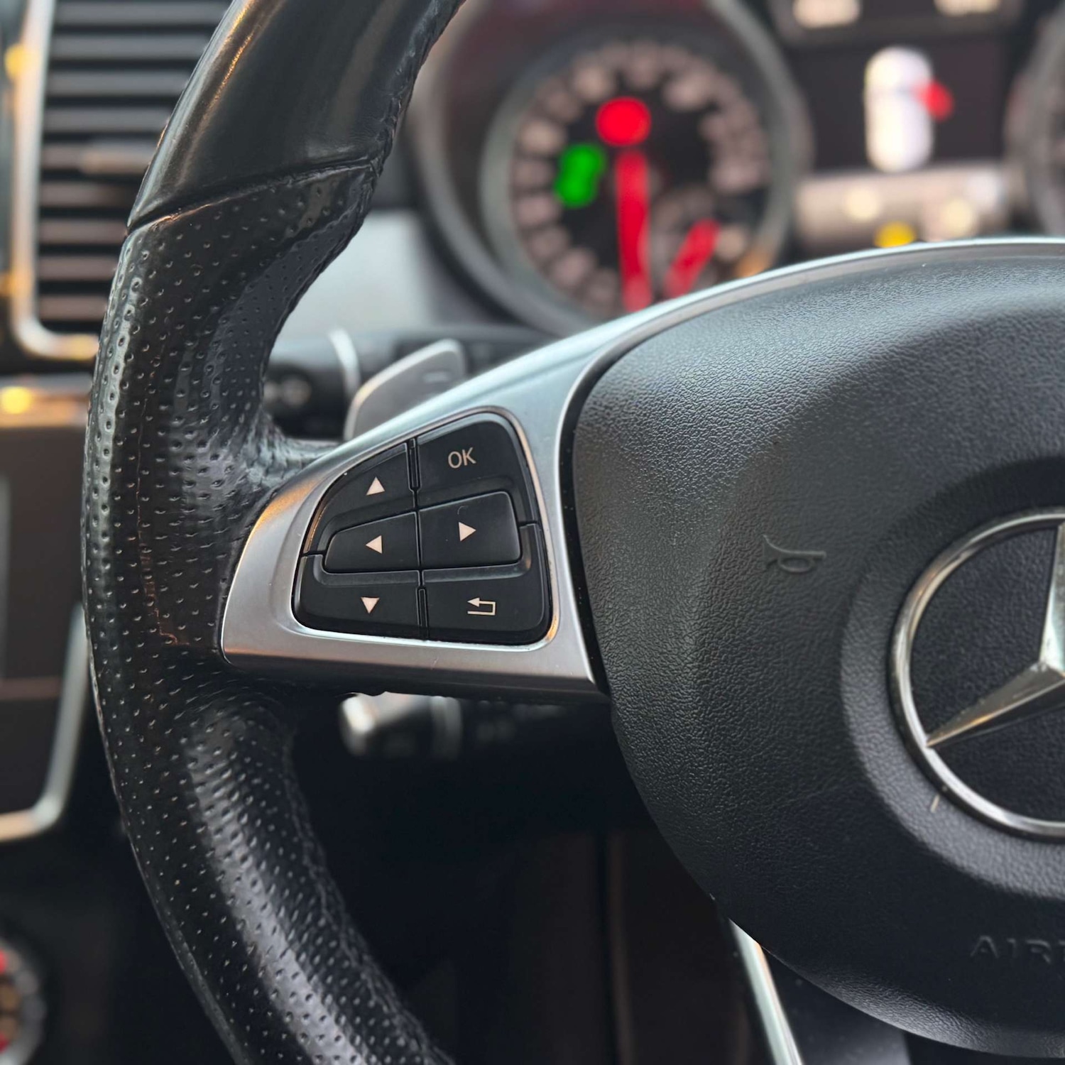 Used Mercedes-Benz GLE 2017 for sale - 76569729: Photo 33