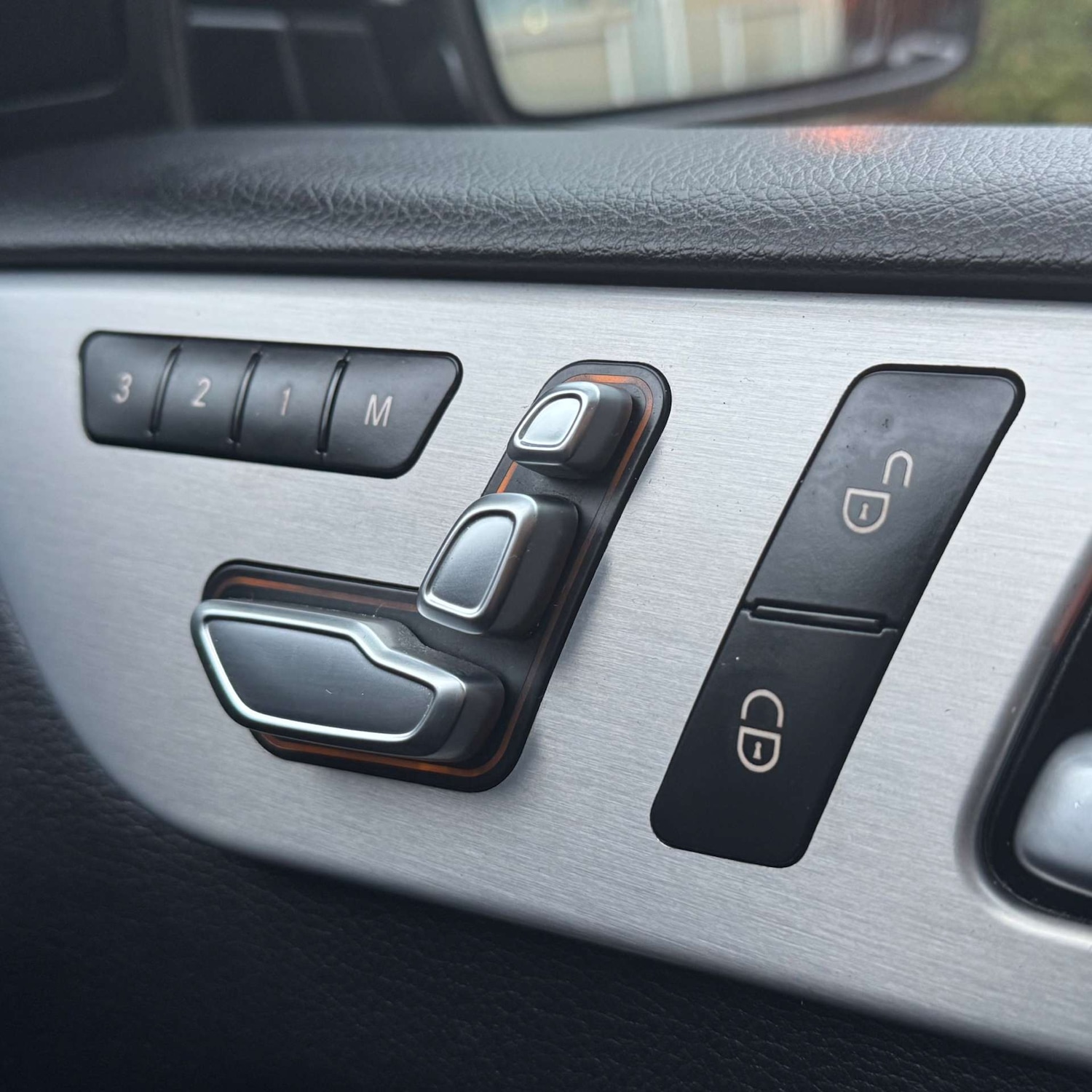 Used Mercedes-Benz GLE 2017 for sale - 76569729: Photo 41