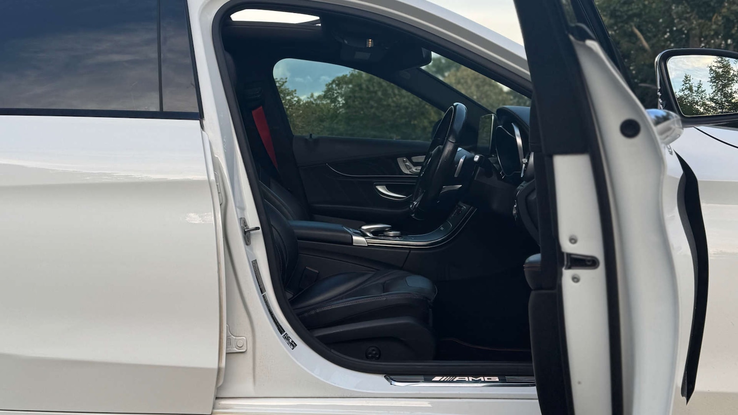 Used Mercedes-Benz C Class 2019 for sale - 76601956: Photo 21