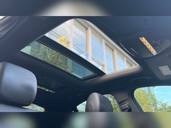 Used Mercedes-Benz C Class 2019 for sale - 76601956: Photo