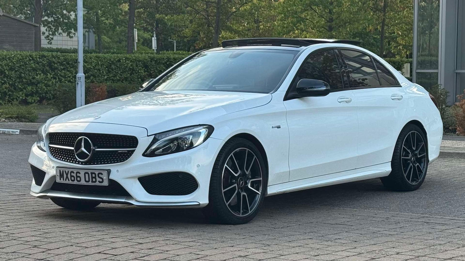 Used Mercedes-Benz C Class 2019 for sale - 76601956: Photo 5