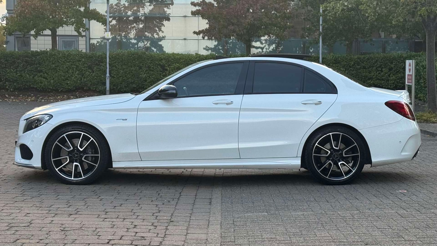Used Mercedes-Benz C Class 2019 for sale - 76601956: Photo 6