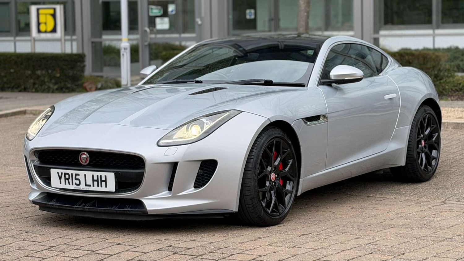 Used Jaguar F-Type 2015 for sale - 78125397: Photo 25