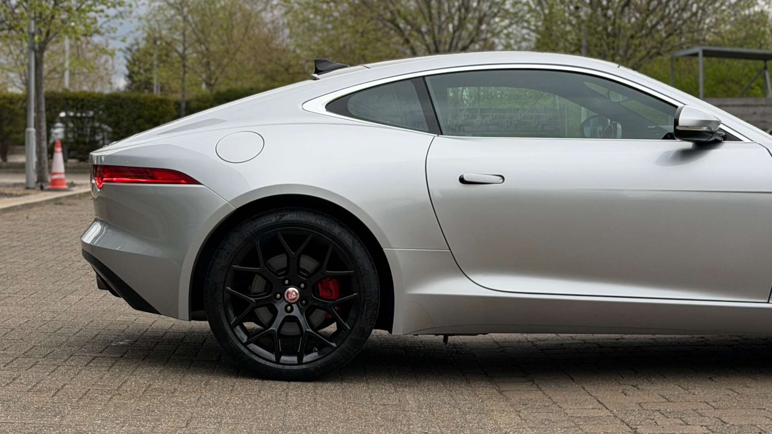 Used Jaguar F-Type 2015 for sale - 78125397: Photo 39
