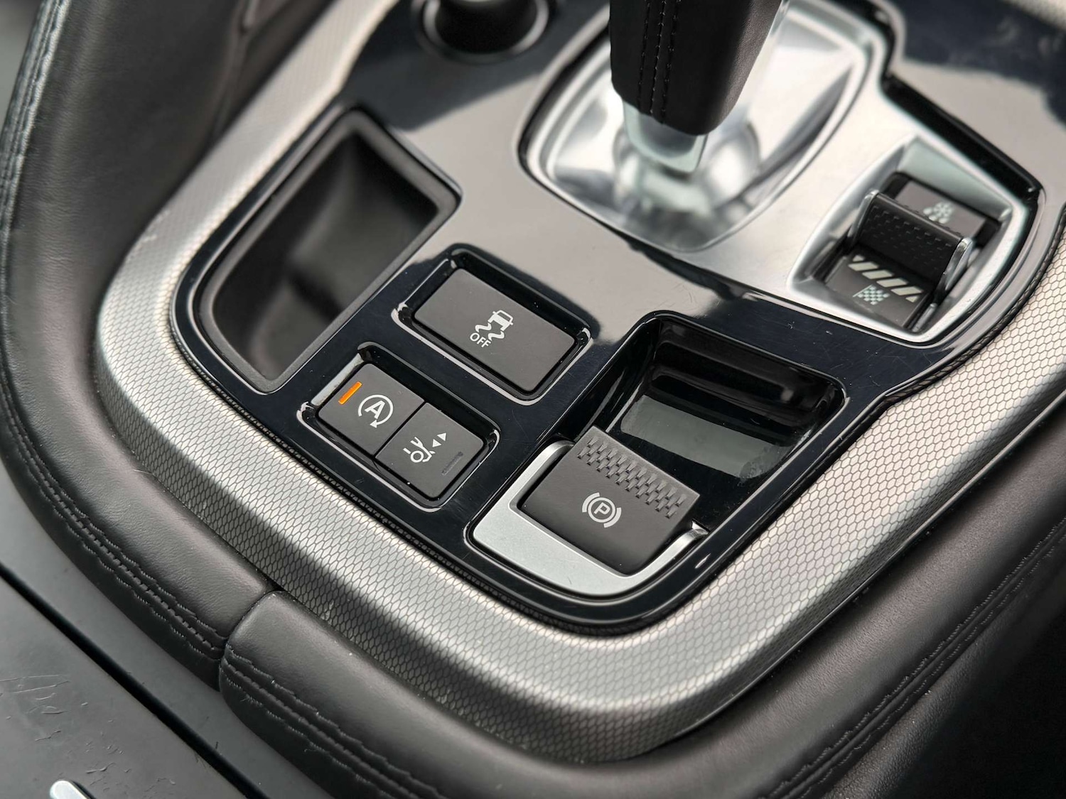 Used Jaguar F-Type 2015 for sale - 78125397: Photo 46