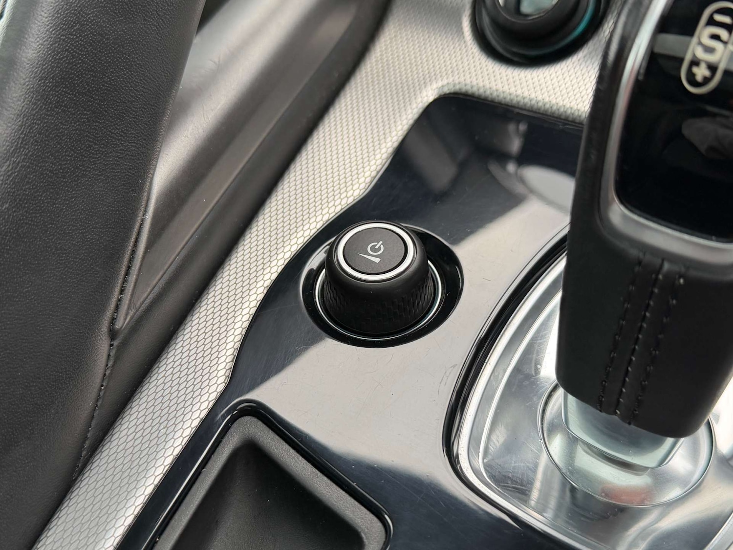 Used Jaguar F-Type 2015 for sale - 78125397: Photo 50