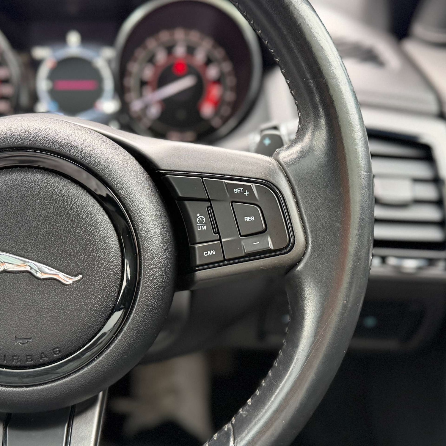 Used Jaguar F-Type 2015 for sale - 78125397: Photo 52