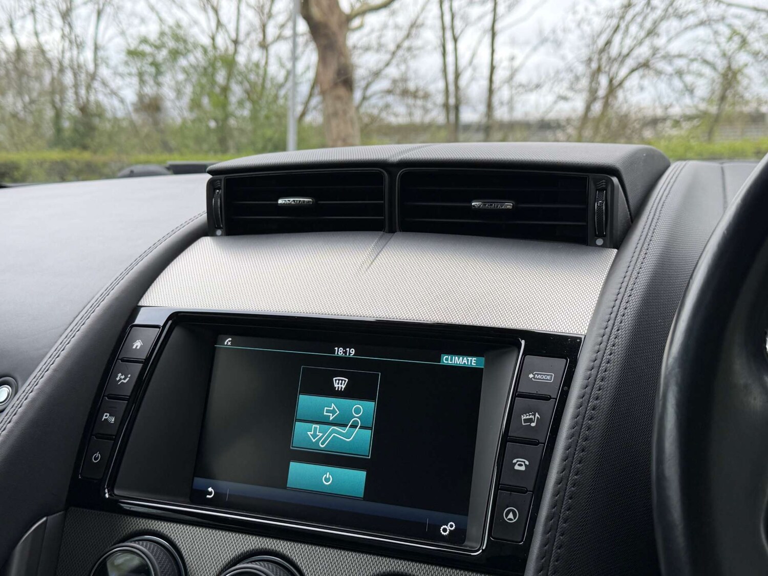 Used Jaguar F-Type 2015 for sale - 78125397: Photo 58