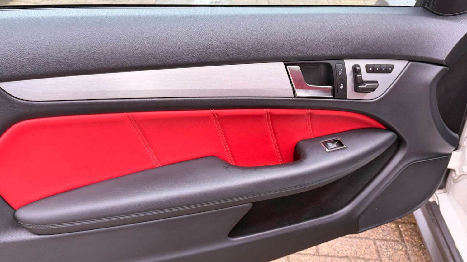 Used Mercedes-Benz C Class 2013 for sale - 77563352: Photo 10