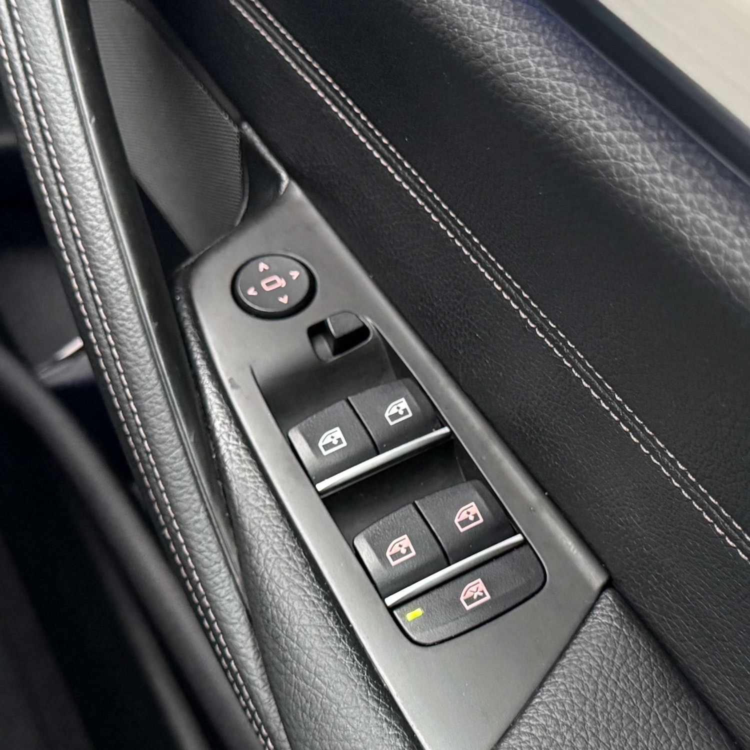 Used BMW 5 Series 2018 for sale - 77836365: Photo 8