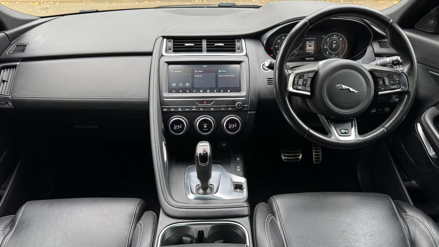 Used Jaguar E-Pace 2018 for sale - 77145377: Photo 2