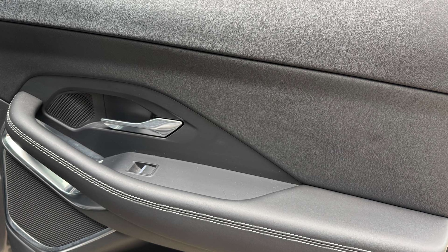 Used Jaguar E-Pace 2018 for sale - 77145377: Photo 26