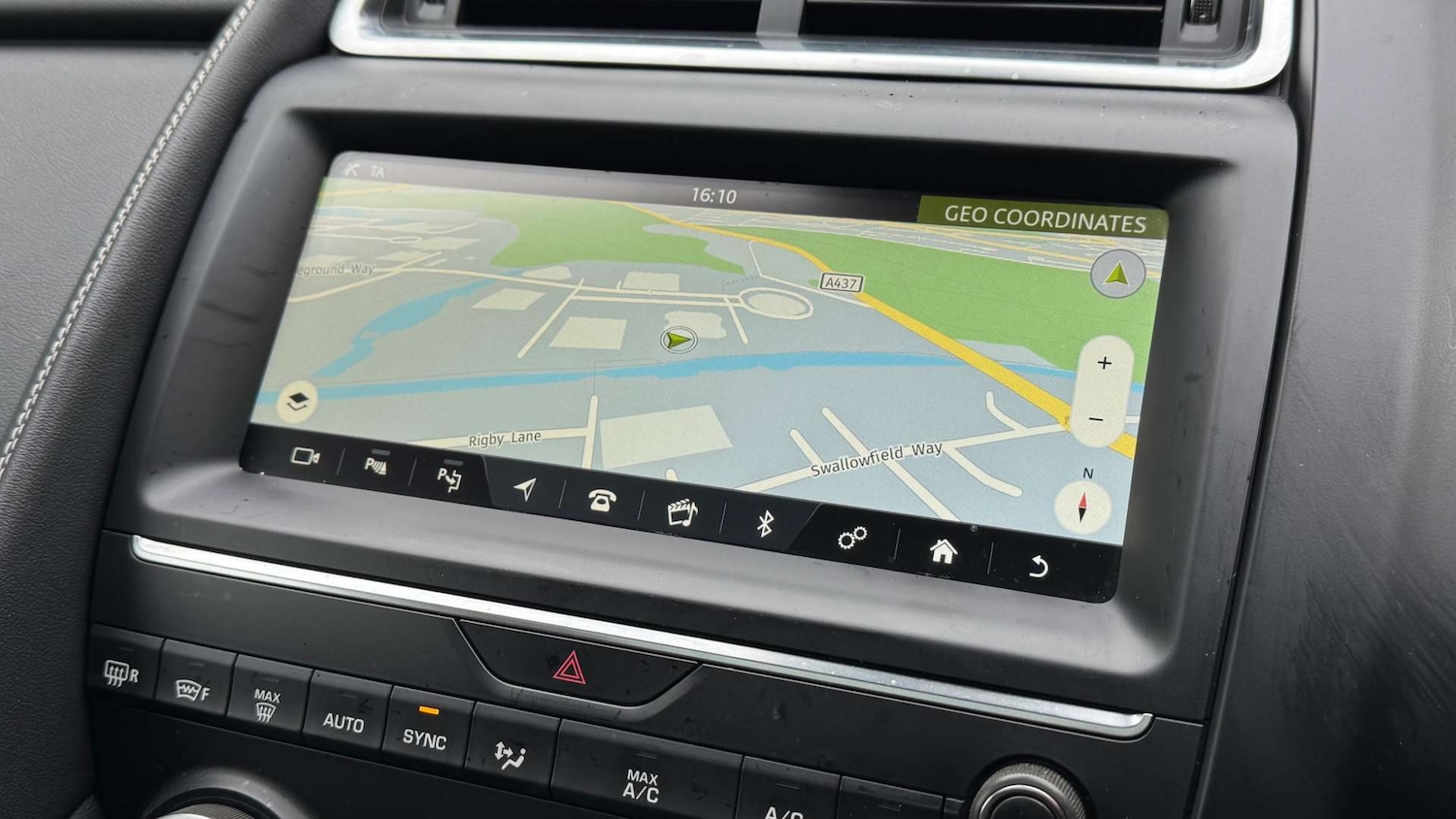 Used Jaguar E-Pace 2018 for sale - 77145377: Photo 41