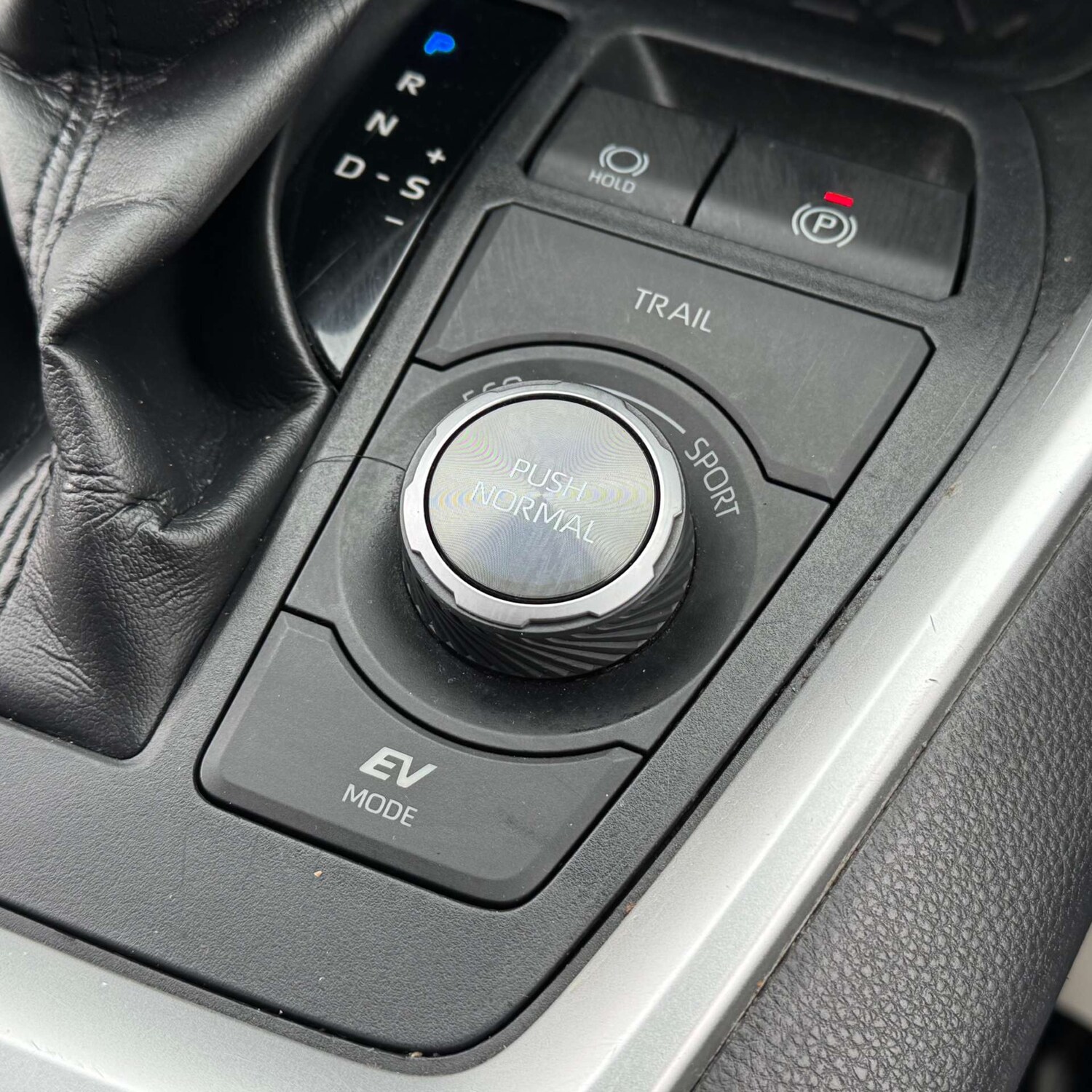 Used Toyota RAV4 2019 for sale - 78125383: Photo 25