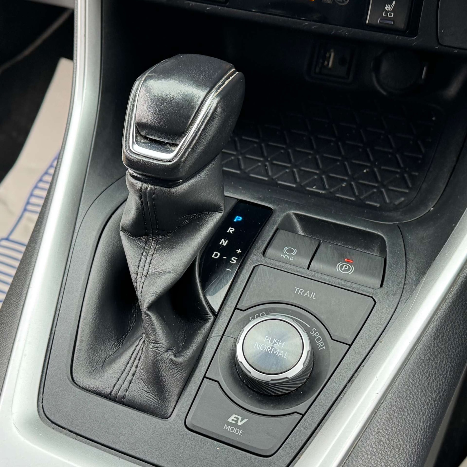 Used Toyota RAV4 2019 for sale - 78125383: Photo 4