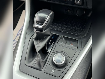 Used Toyota RAV4 2019 for sale - 78125383: Photo