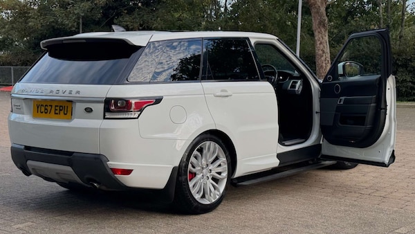 Used Land Rover Range Rover Sport 2017 for sale - 76093853: Photo 10