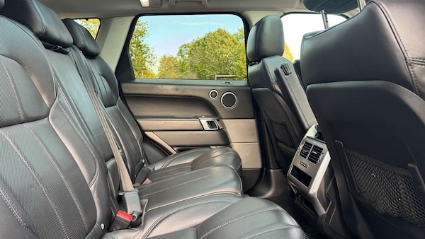 Used Land Rover Range Rover Sport 2017 for sale - 76093853: Photo 15