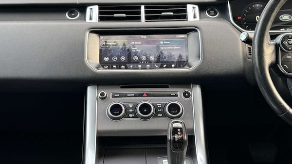 Used Land Rover Range Rover Sport 2017 for sale - 76093853: Photo 33
