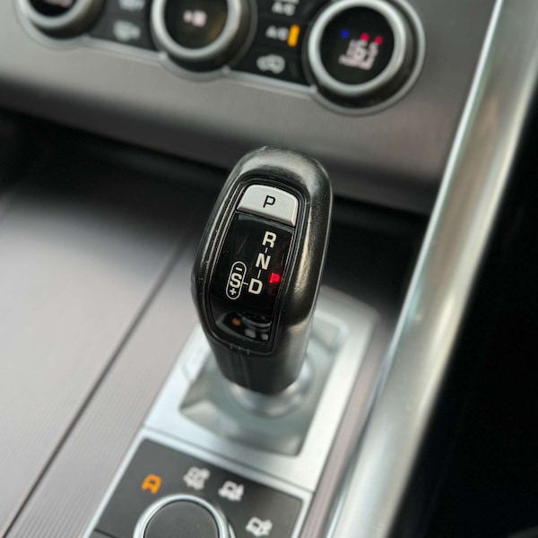 Used Land Rover Range Rover Sport 2017 for sale - 76093853: Photo 42