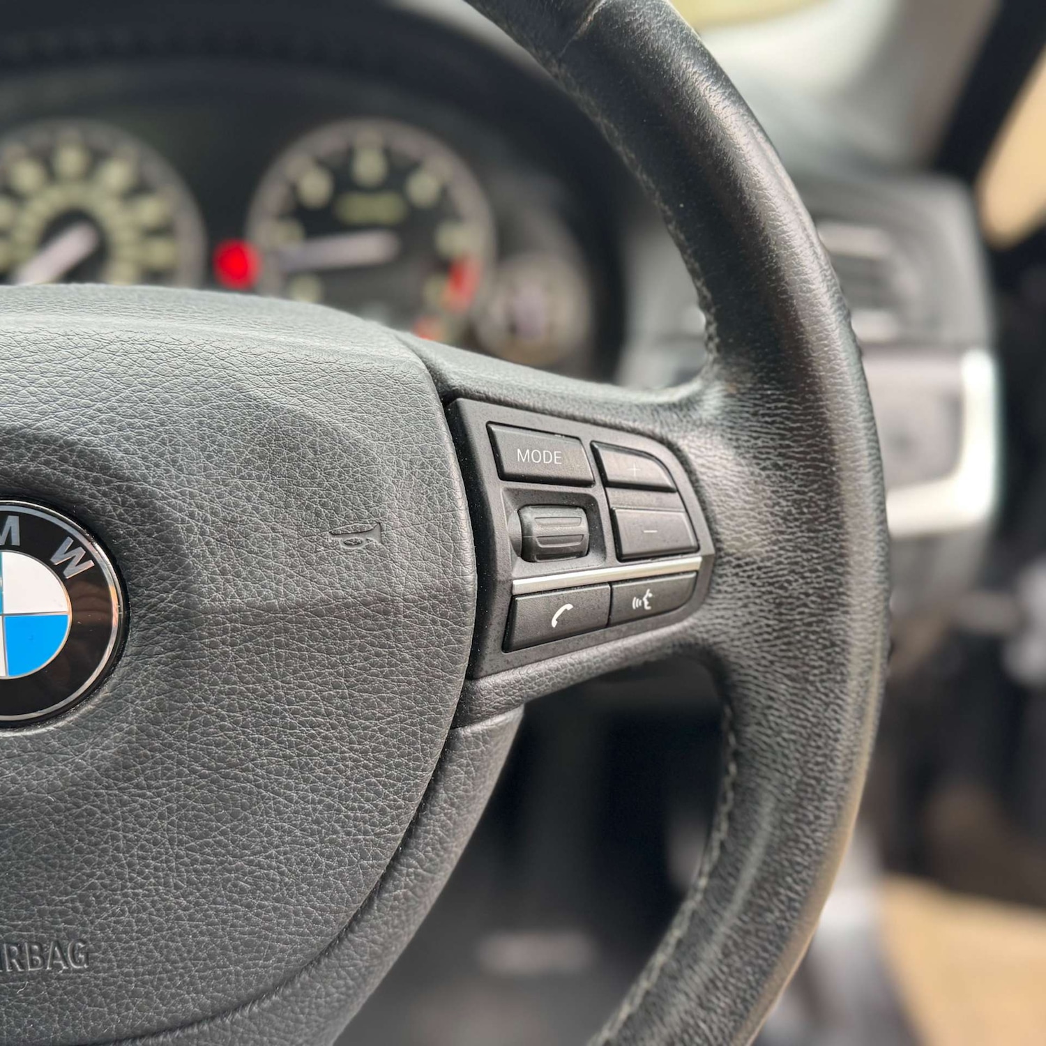 Used BMW 5 Series 2014 for sale - 76720486: Photo 25