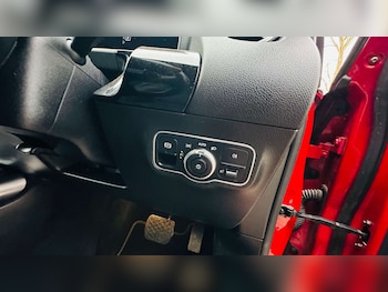 Used Mercedes-Benz B-Class 2020 for sale - 75865022: Photo