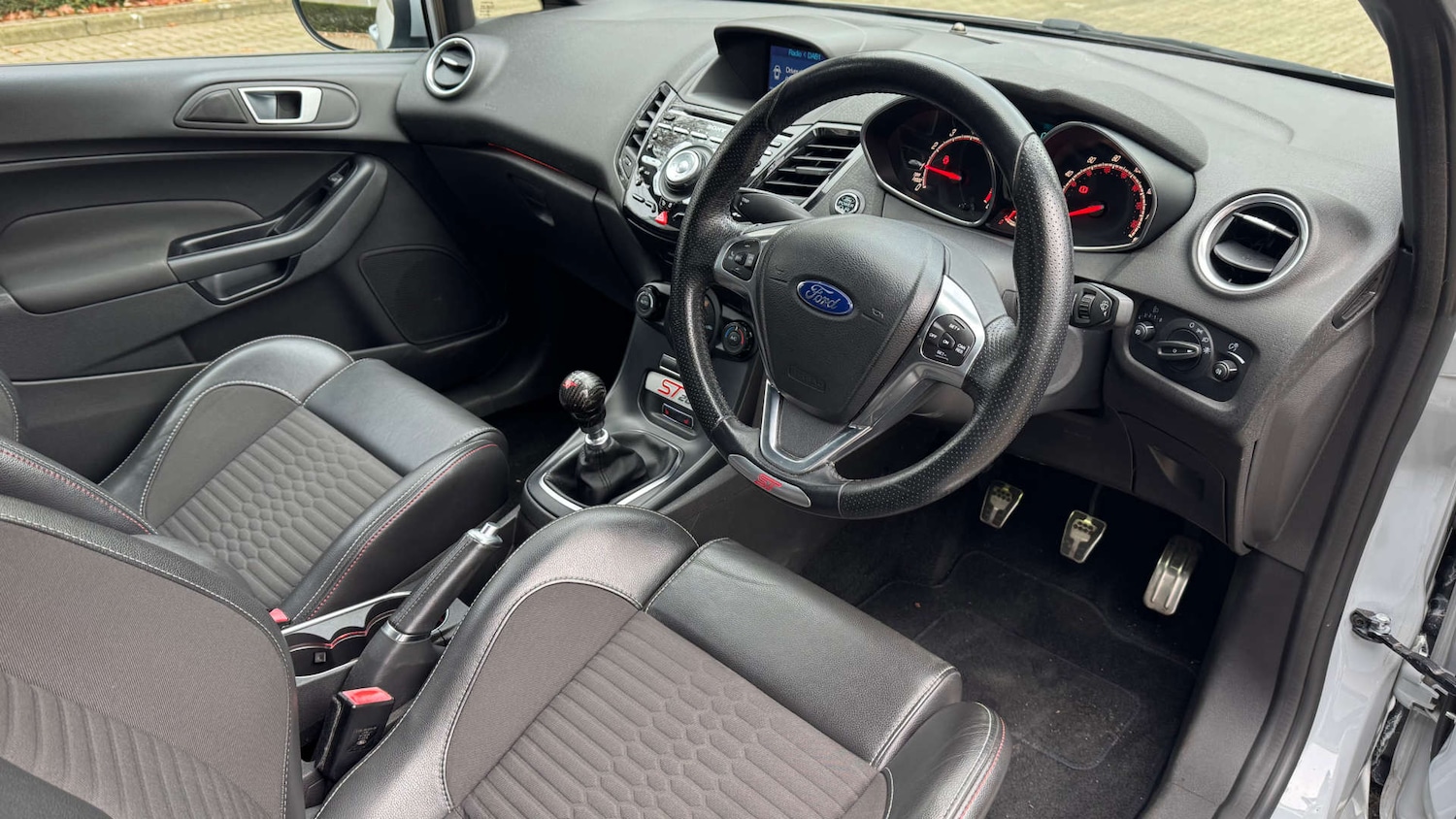 Used Ford Fiesta 2017 for sale - 76519225: Photo 16