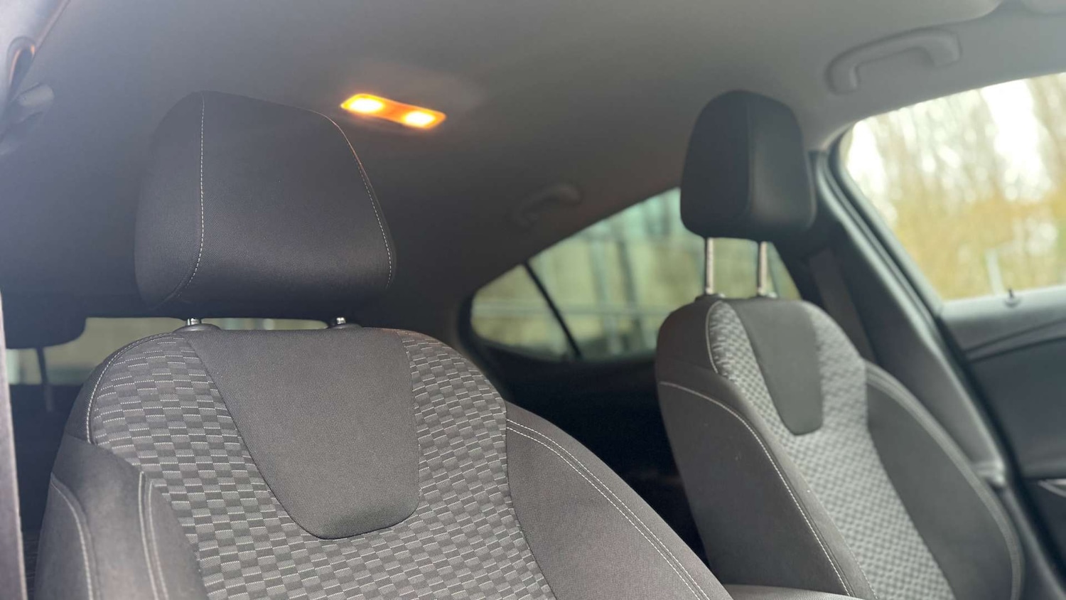 Used Vauxhall Astra 2017 for sale - 77328597: Photo 12