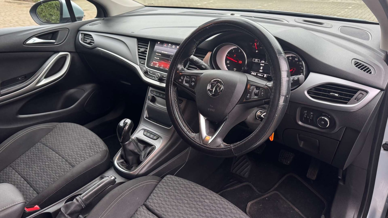 Used Vauxhall Astra 2017 for sale - 77328597: Photo 13
