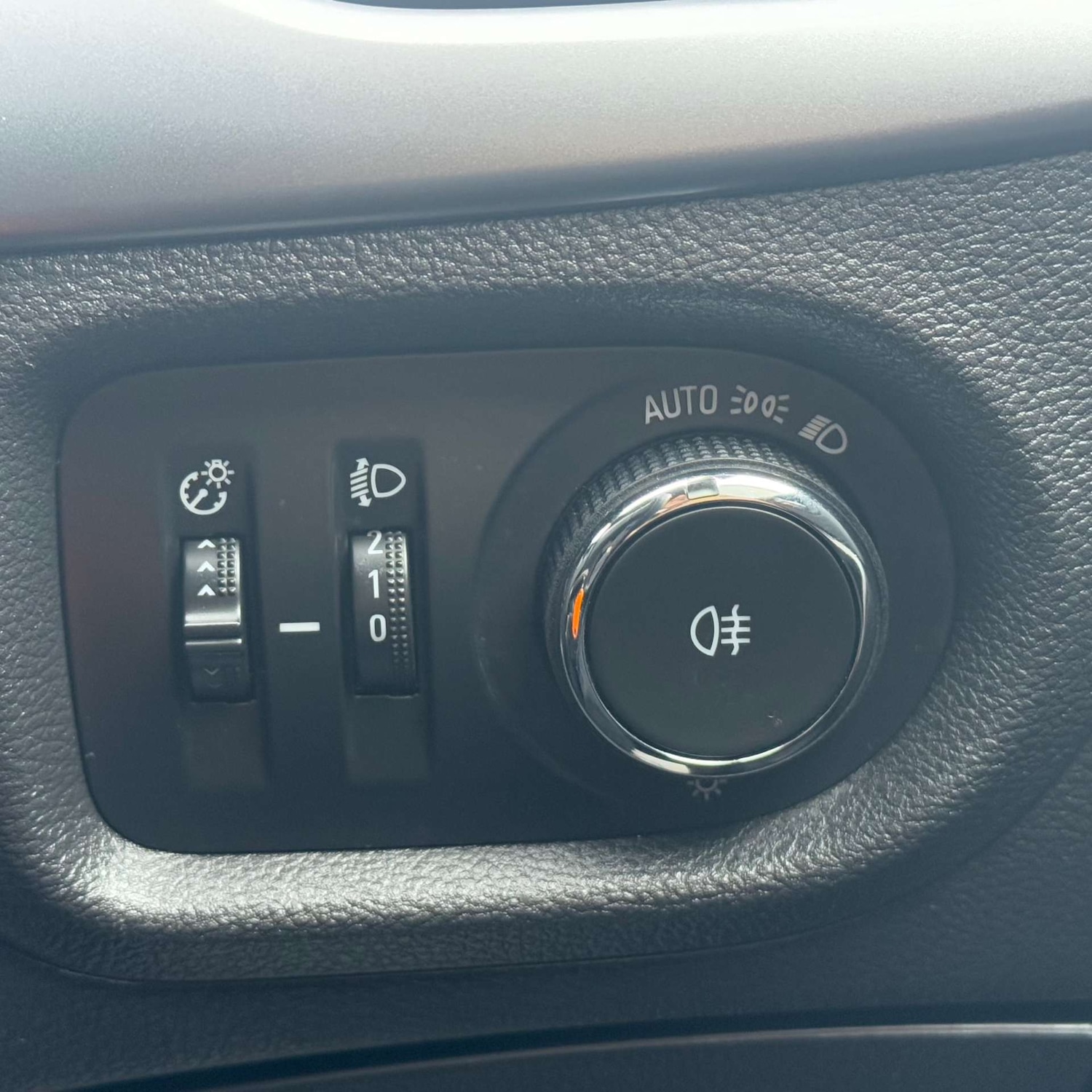 Used Vauxhall Astra 2017 for sale - 77328597: Photo 24