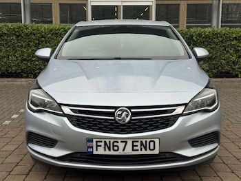 Used Vauxhall Astra 2017 for sale - 77328597: Photo