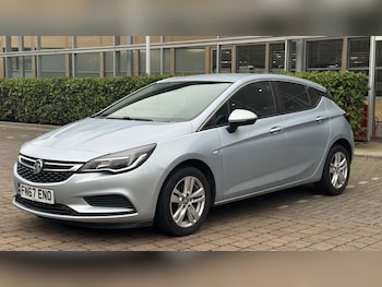 Used Vauxhall Astra 2017 for sale - 77328597: Photo