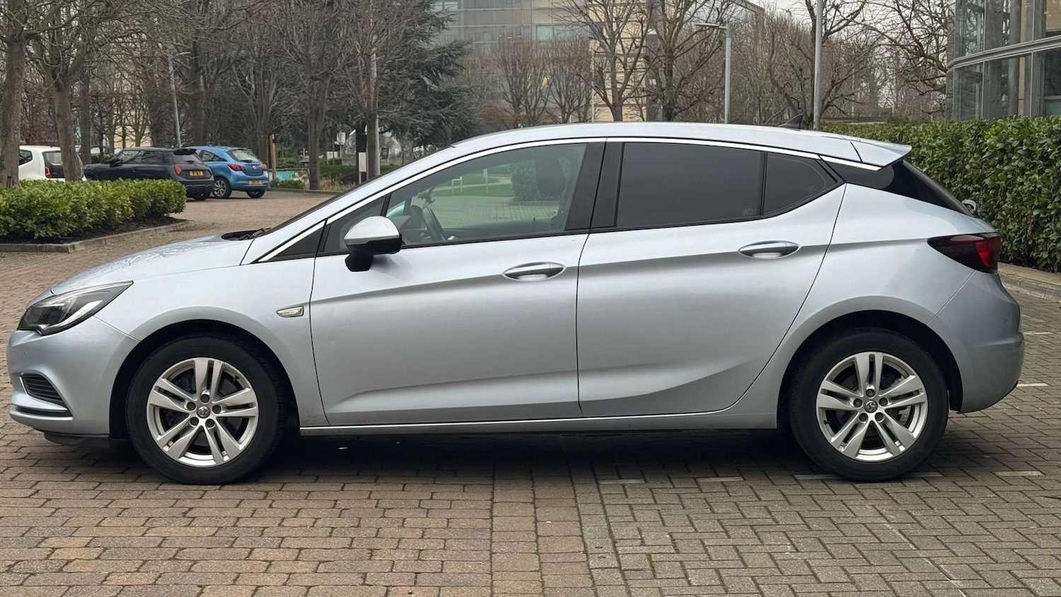 Used Vauxhall Astra 2017 for sale - 77328597: Photo 7