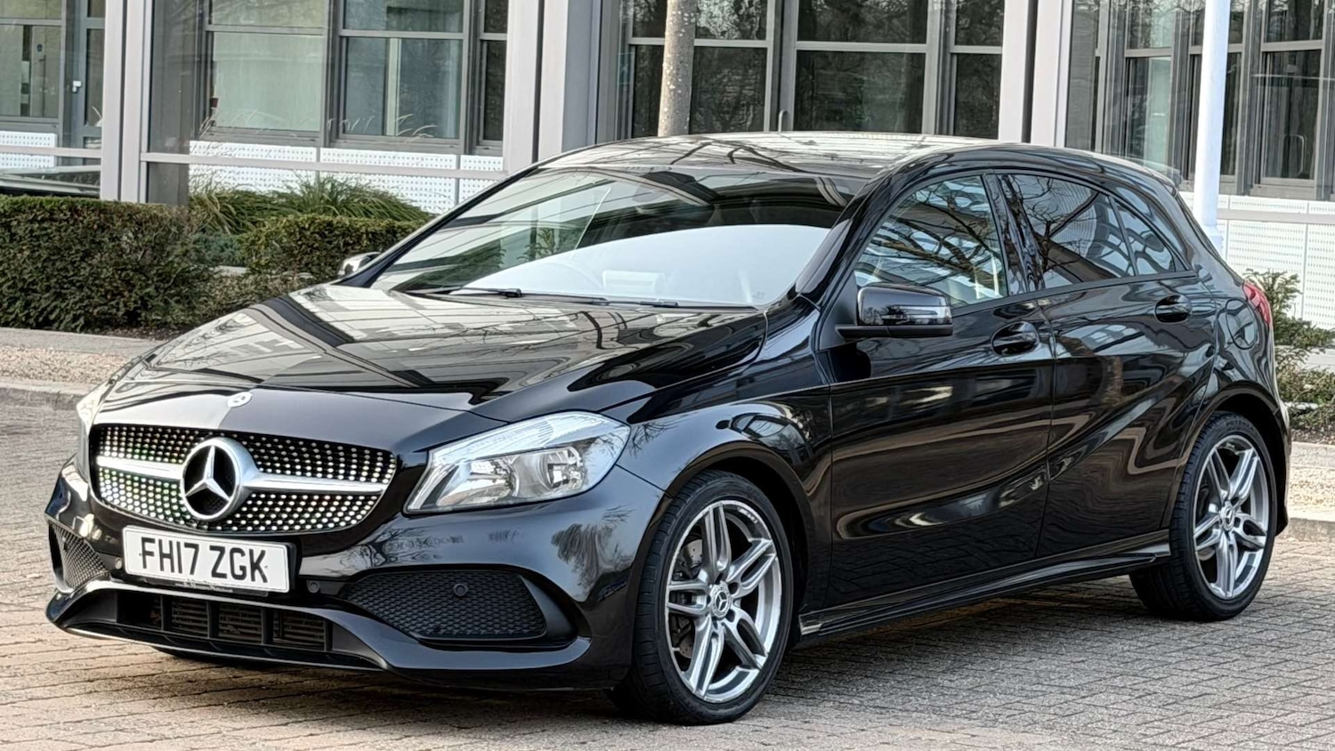 Used Mercedes-Benz A-Class 2017 for sale - 77847599: Photo 2