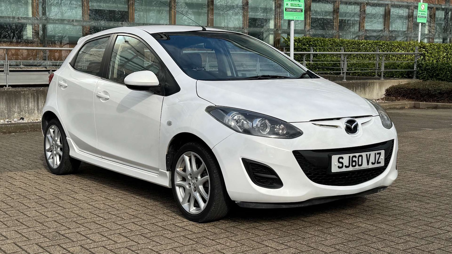 Used Mazda Mazda2 2011 for sale - 77735002: Photo 1