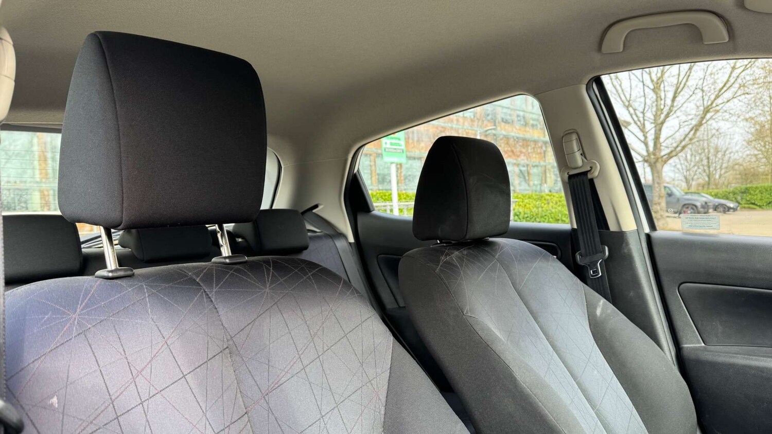 Used Mazda Mazda2 2011 for sale - 77735002: Photo 16