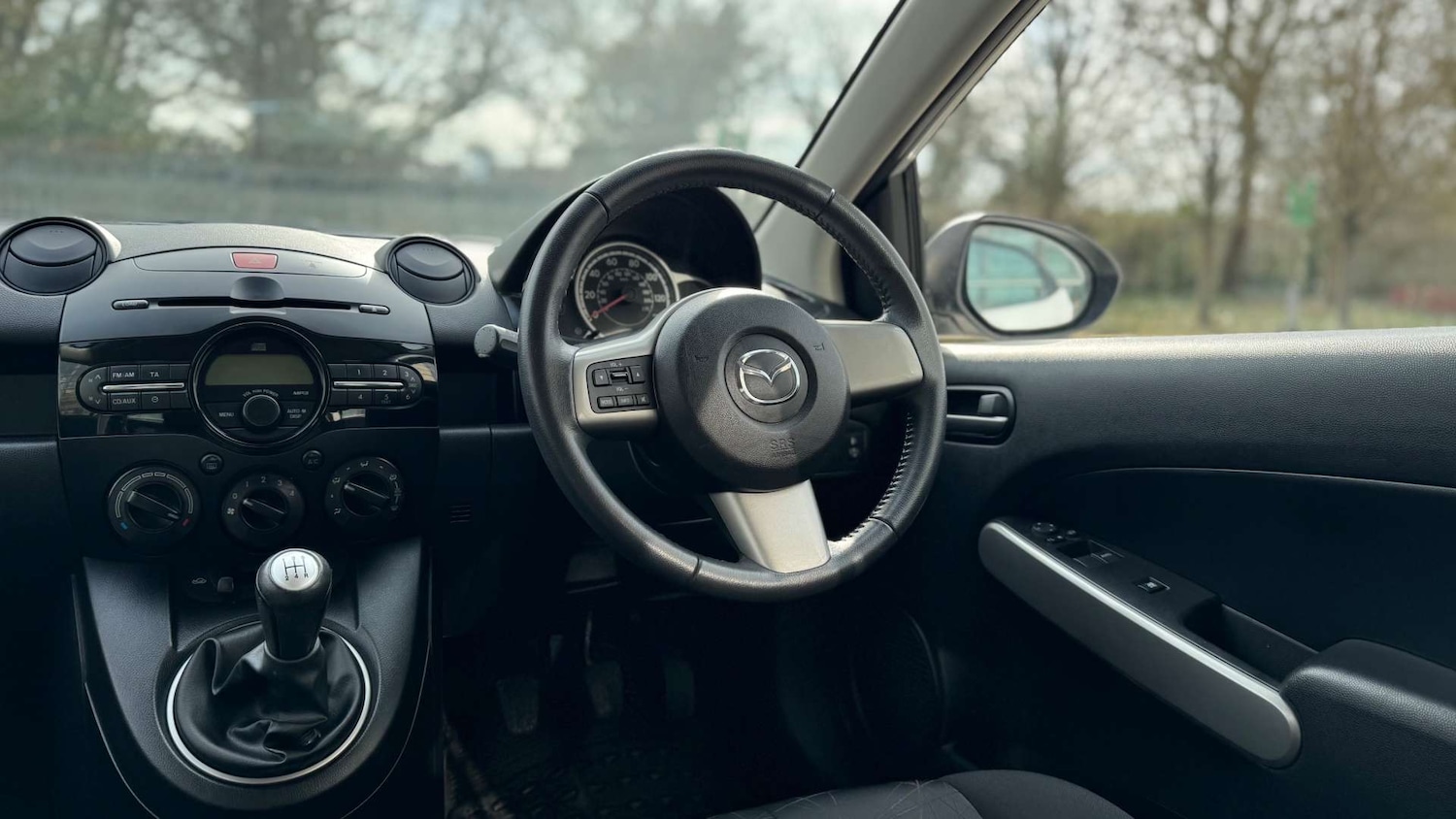 Used Mazda Mazda2 2011 for sale - 77735002: Photo 28