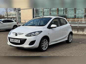 Used Mazda Mazda2 2011 for sale - 77735002: Photo